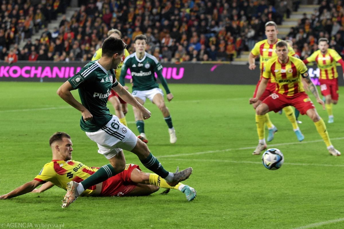 Nhà cái 8LIVE dự đoán tỷ số trận đấu - Korona Kielce vs Legia Warszawa