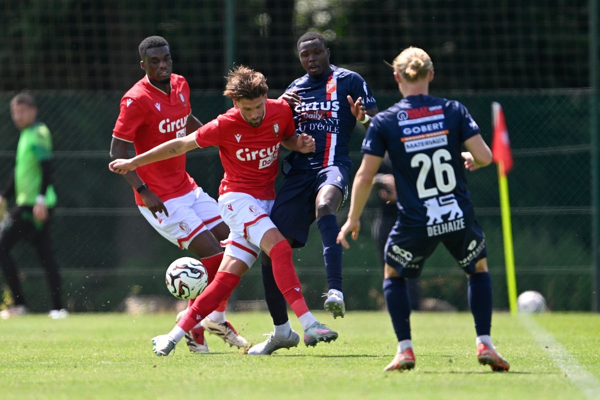 Nhà cái 8LIVE dự đoán tỷ số trận đấu - La Louviere vs Standard de Liege