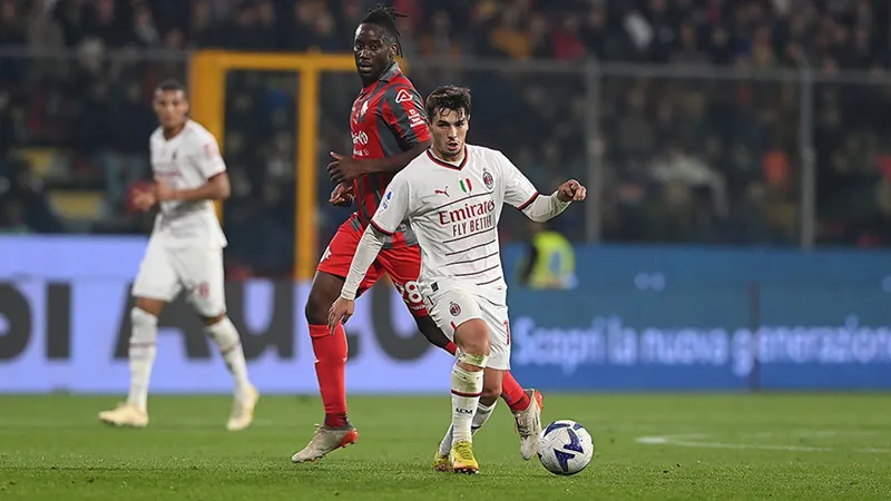 Nhận định bóng đá AC Milan vs Cremonese uk88