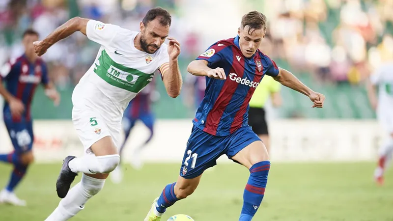 Tip kèo bóng đá Elche vs Levante  uk88