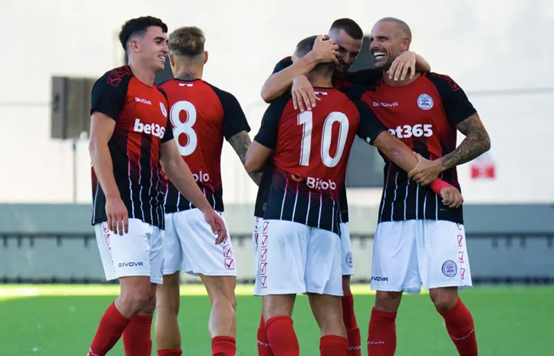 Tips Bóng Đá trận đấu giữa Lincoln Red Imps vs Noah uk88