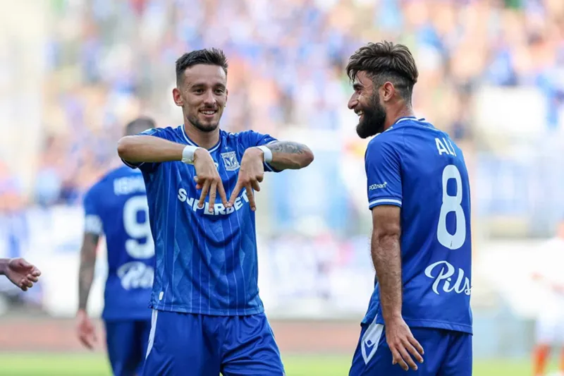 Tips bóng đá về trận đấu giữa Genk vs Lech Poznan uk88