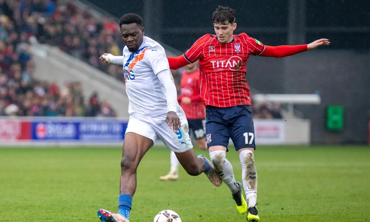 Phân tích phong độ Accrington vs Oldham