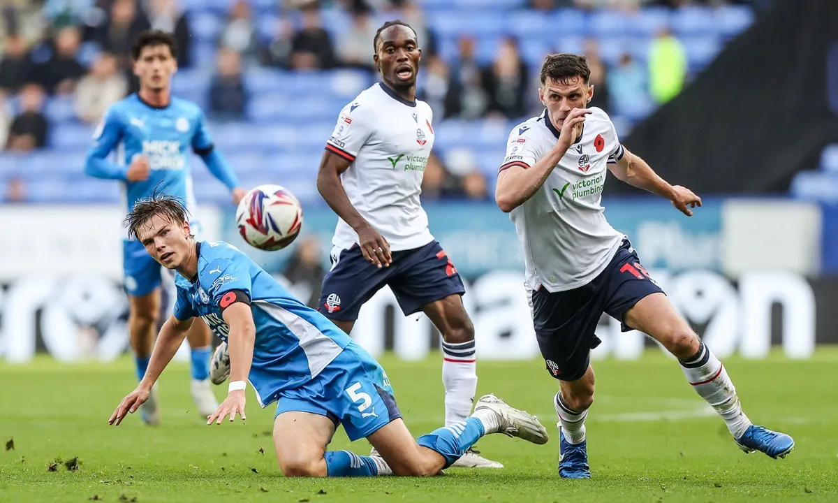 Phân tích phong độ Bolton vs Sheffield Wednesday