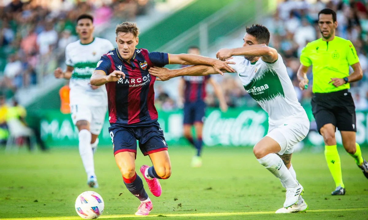 Phân tích phong độ Elche vs Levante