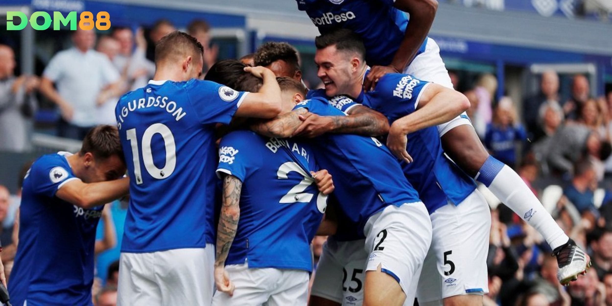 Everton thử nghiệm chiến thuật trong loạt trận giao hữu trước mùa giải