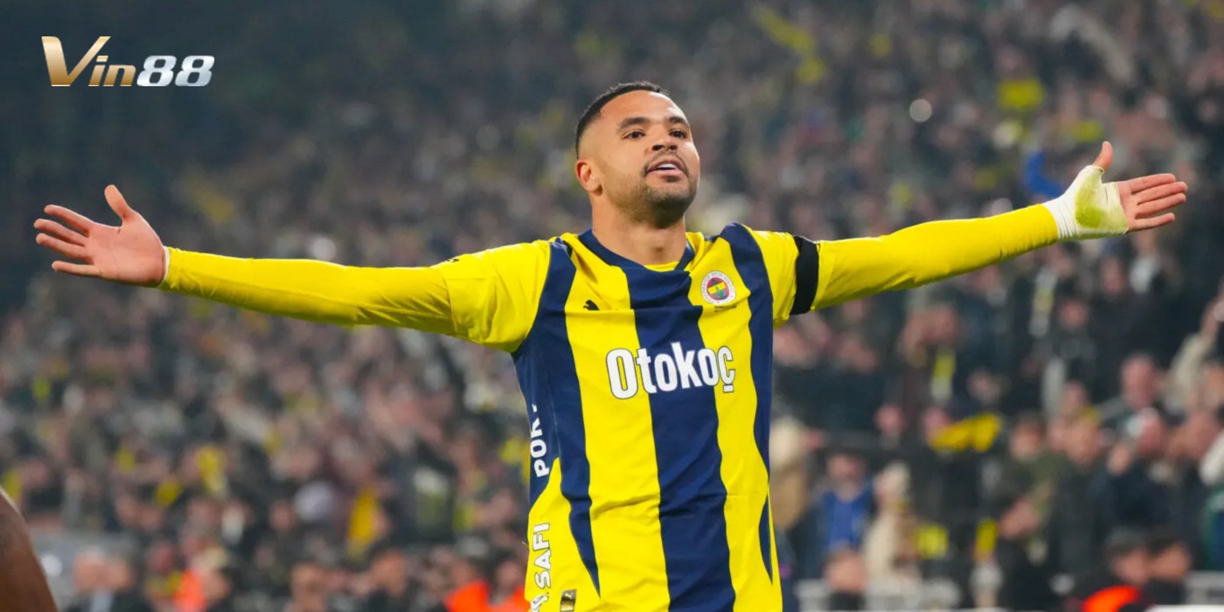 Feyenoord trẻ trung quyết chiến Fenerbahçe dày dạn kinh nghiệm