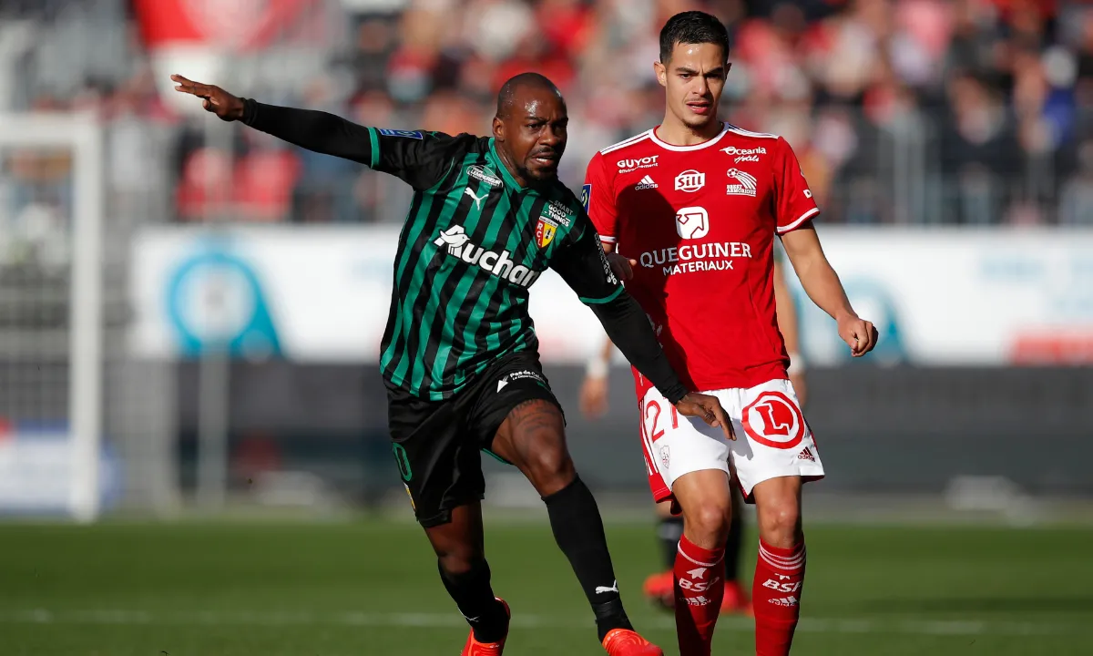 Phân tích phong độ Lens vs Brest