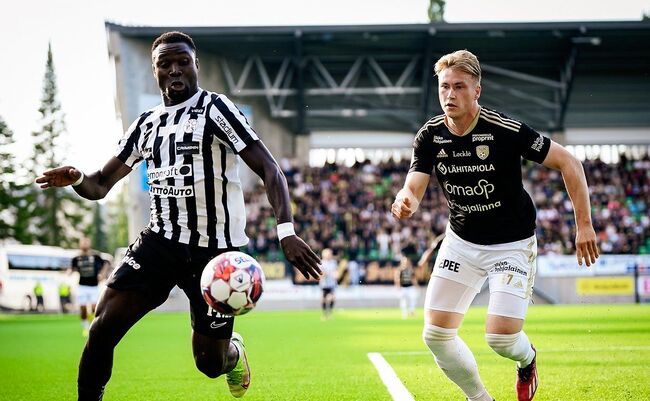 Màn đụng độ kịch tính VPS Vaasa vs SJK Seinajoki