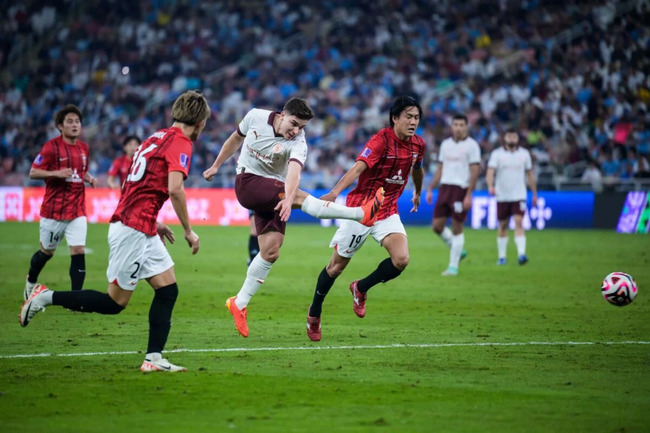 Màn đụng độ kịch tính Yamagata Montedio vs Urawa Red Diamonds