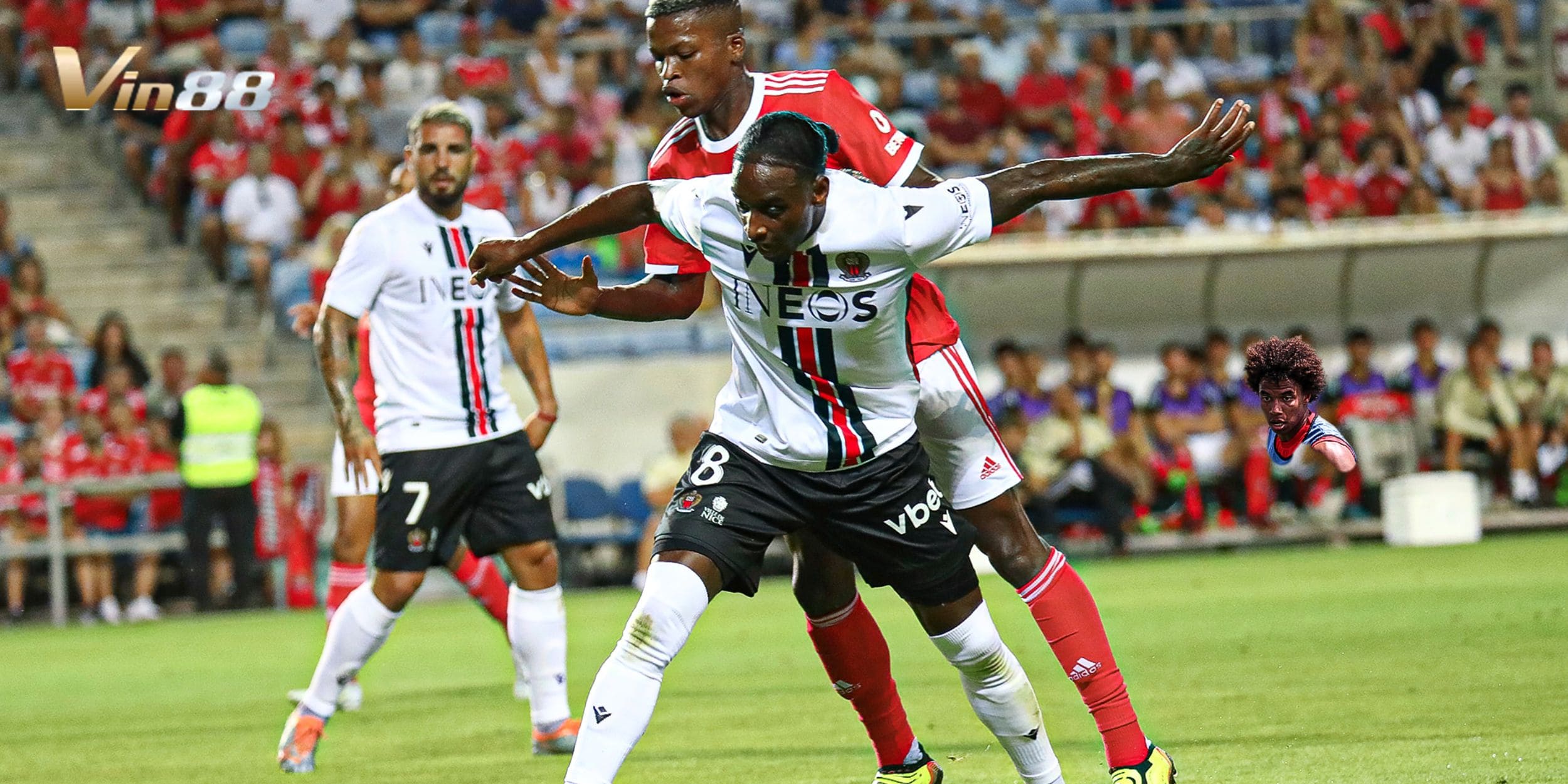 Nice vs Benfica đều có chuỗi trận giao hữu ấn tượng, hứa hẹn màn rượt đuổi kịch tính