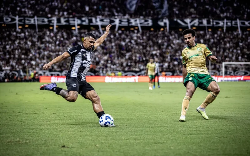 Palmeiras có nhiều lợi thế so với Ceara