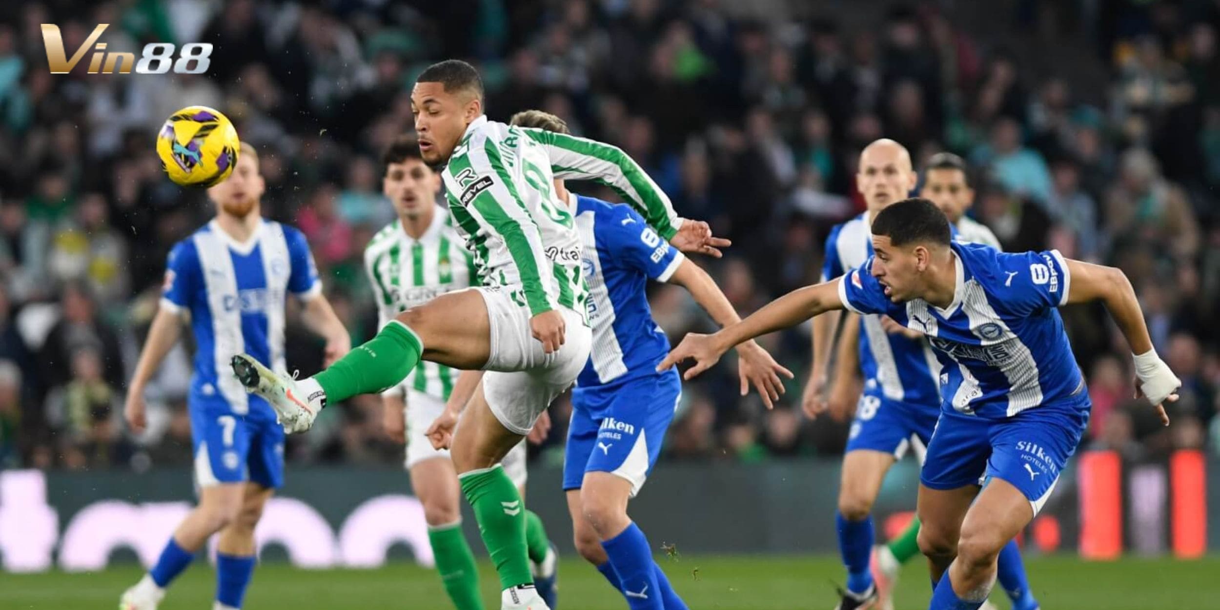 Real Betis đặt mục tiêu chen chân vào nhóm trên BXH La Liga