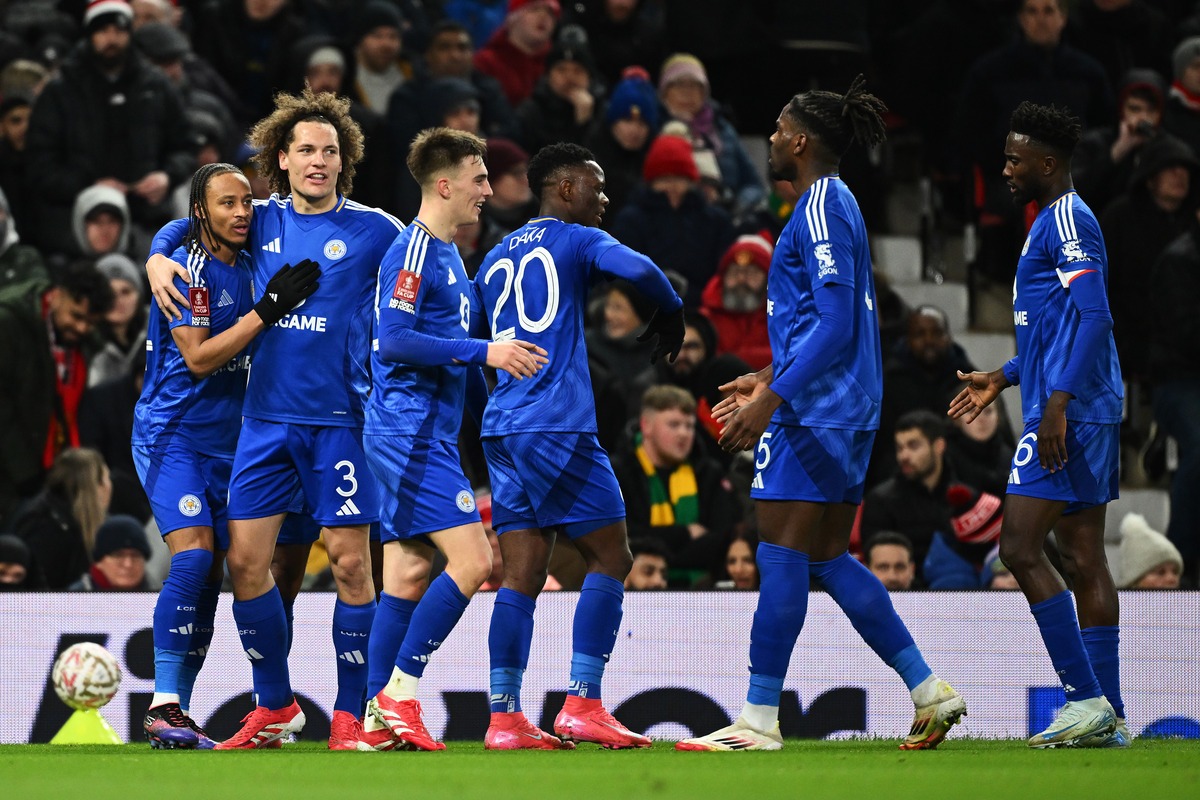 Phong độ các trận đấu gần đây của – Leicester City vs Sheffield Wednesday