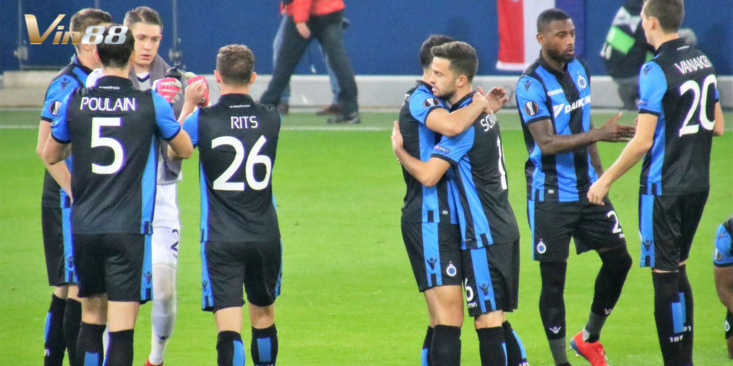 Sức trẻ Salzburg vs kinh nghiệm của Brugge tại Champions League