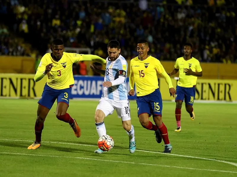 Nhận định bóng đá trận Ecuador vs Argentina uk88