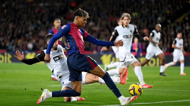 Nhận định chi tiết trận Barcelona vs Valencia uk88