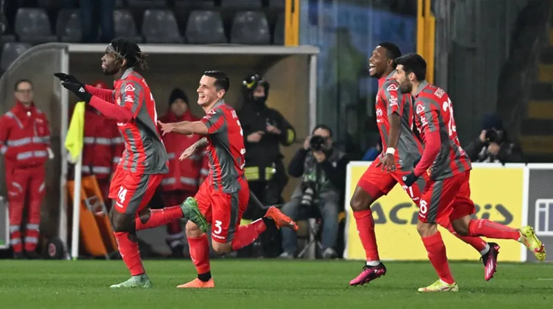 TIp kèo chi tiết trận đấu Cremonese vs Parma uk88