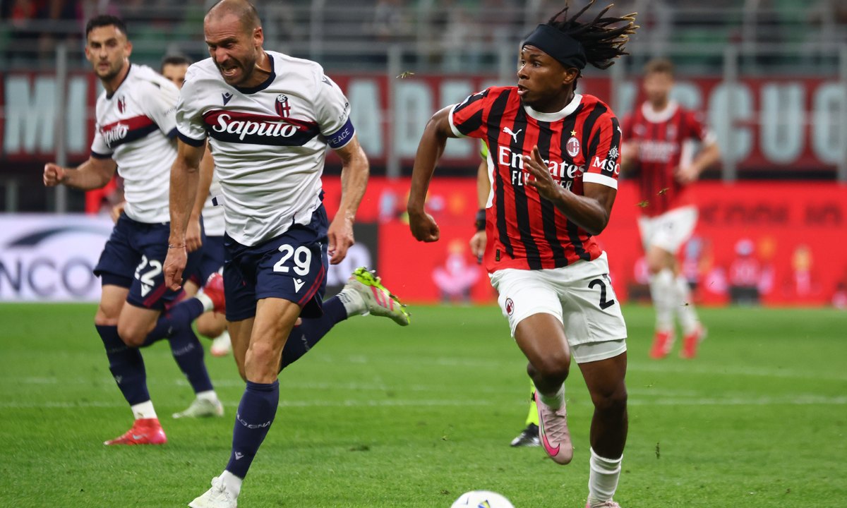 Phân tích phong độ AC Milan vs Bologna