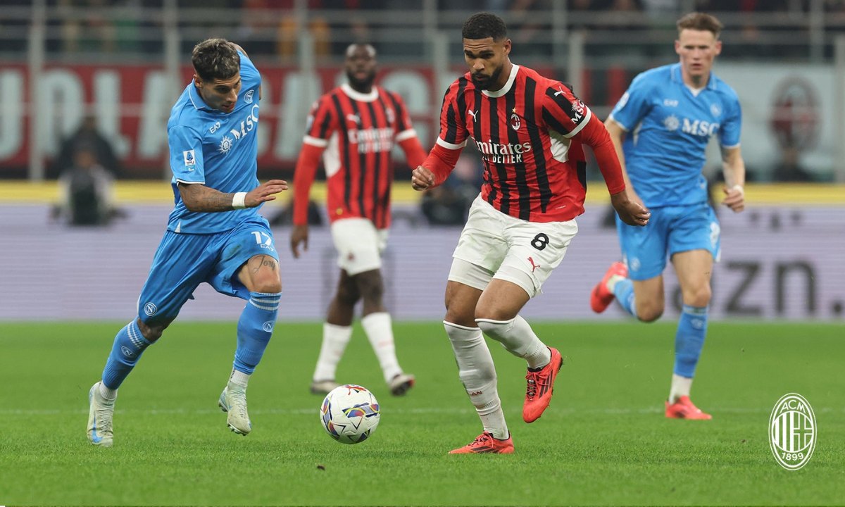Phân tích phong độ AC Milan vs Napoli