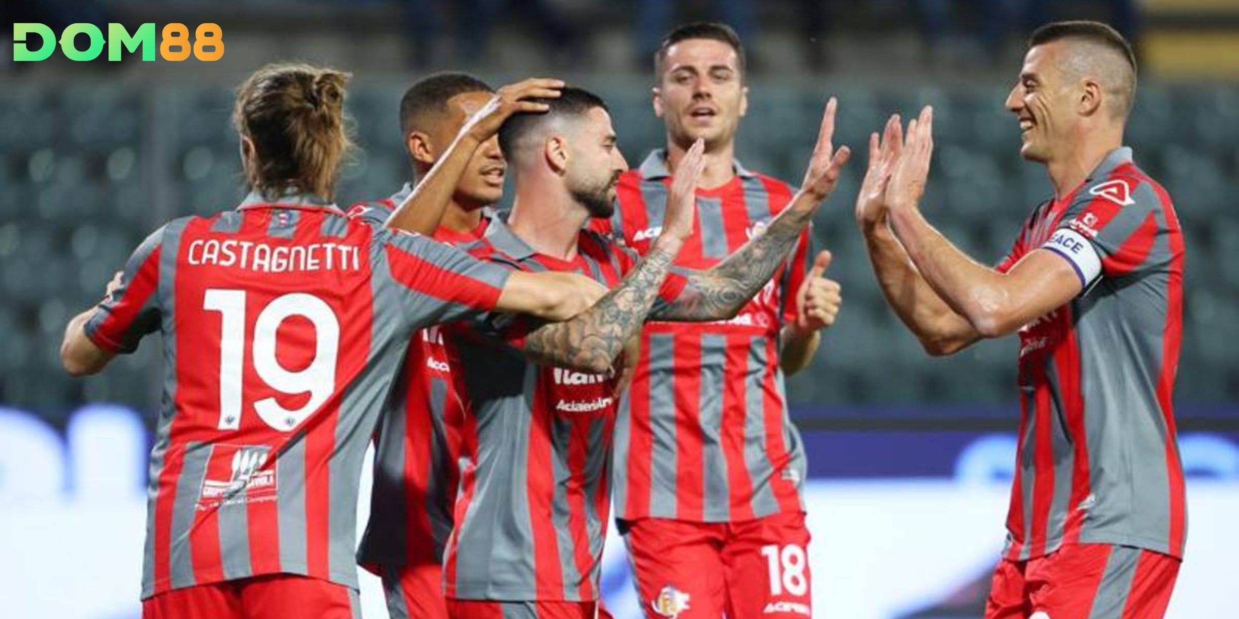 Cremonese trung thành với sơ đồ 4-2-3-1, đề cao tính kỷ luật và sự chặt chẽ