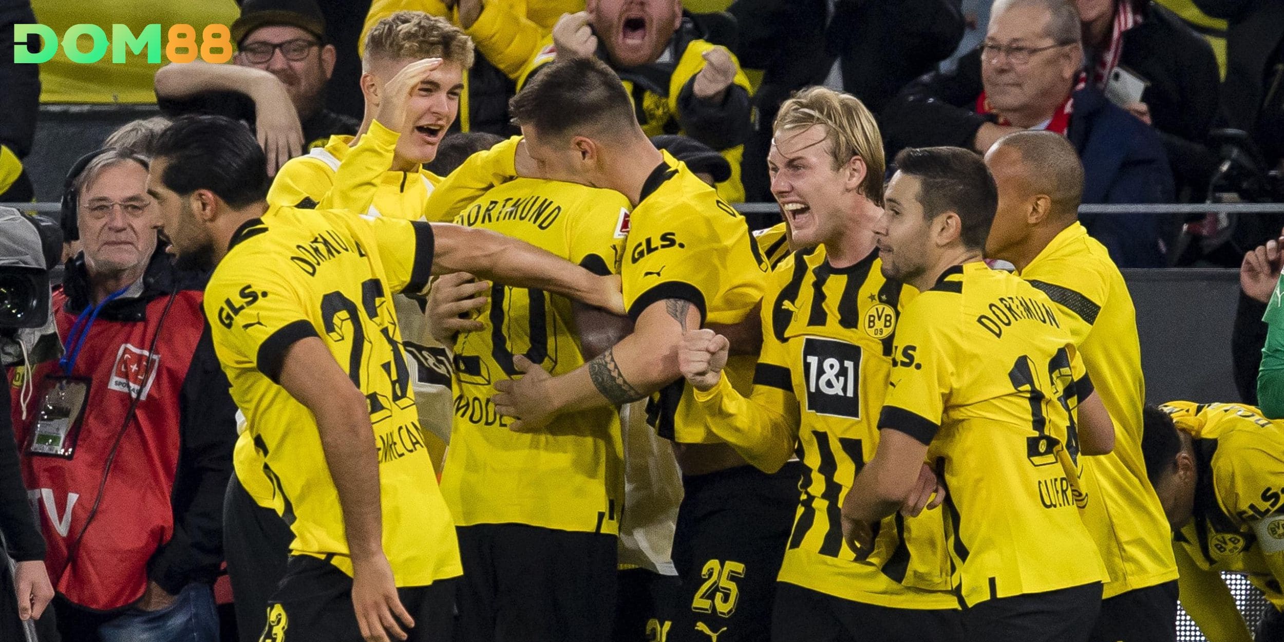 Hàng công giàu đột biến là vũ khí lợi hại của Dortmund
