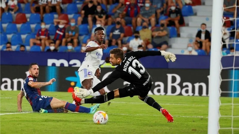 Trước trận đấu Levante vs Real Madrid