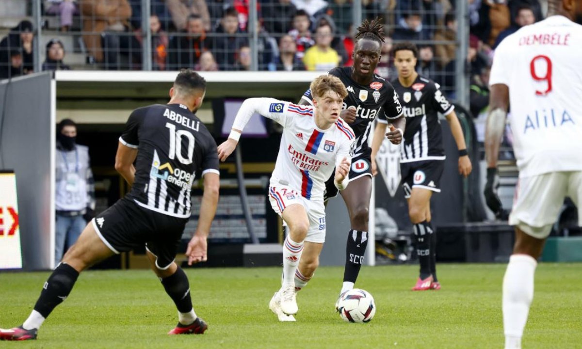 Phân tích phong độ Lyon vs Angers
