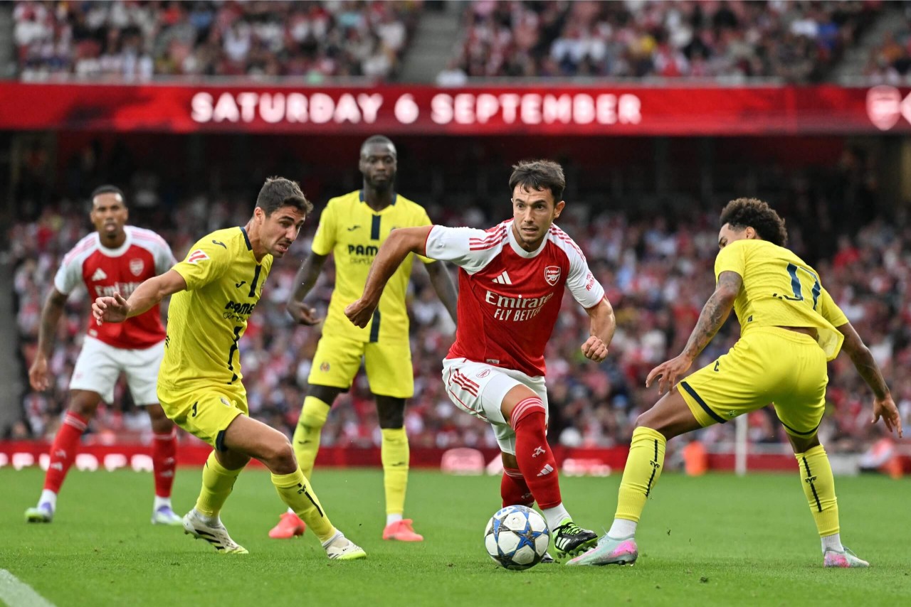 Trước giờ bóng lăn