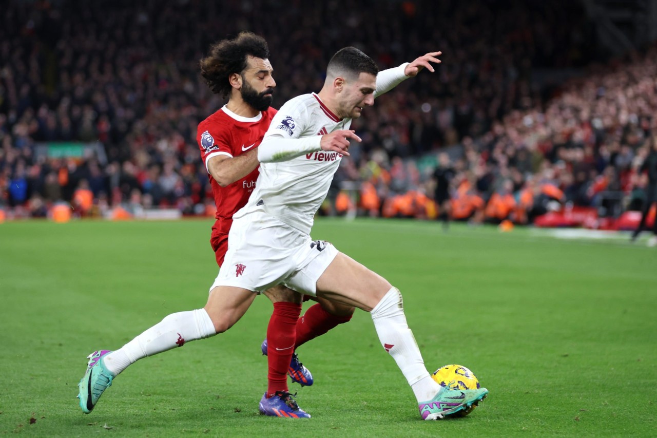 Trước giờ bóng lăn