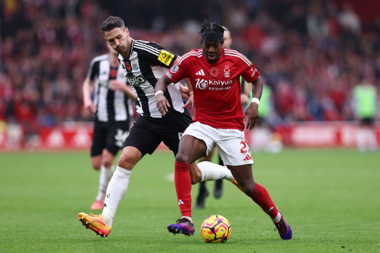Trước trận đấu Newcastle vs Nottingham