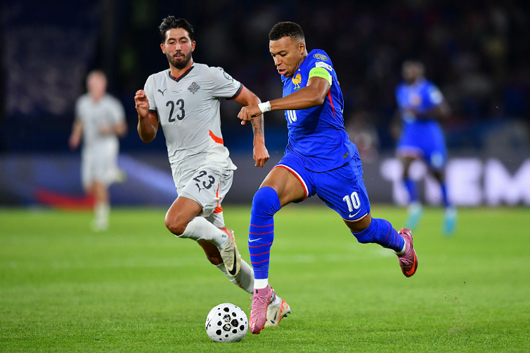 Trước trận đấu Azerbaijan vs Pháp