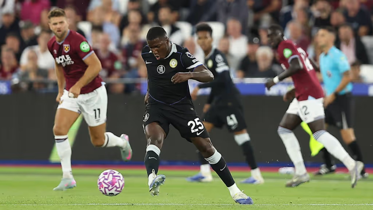 Trước giờ bóng lăn