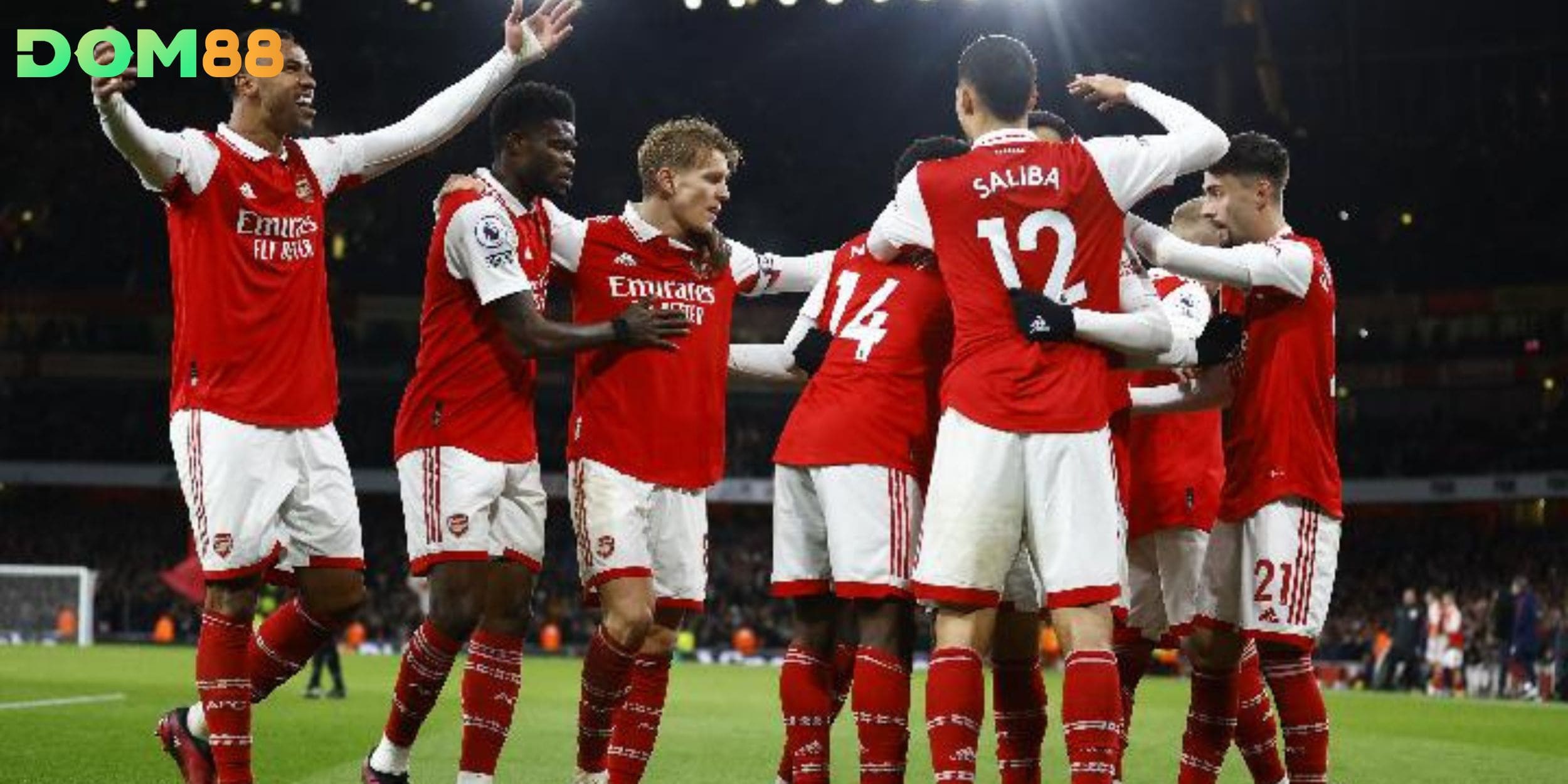 Arsenal toàn thắng 6 trận, dẫn đầu bảng Cup C1 đầy thuyết phục