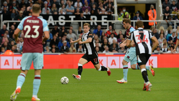 Trước trận đấu Newcastle vs Burnley