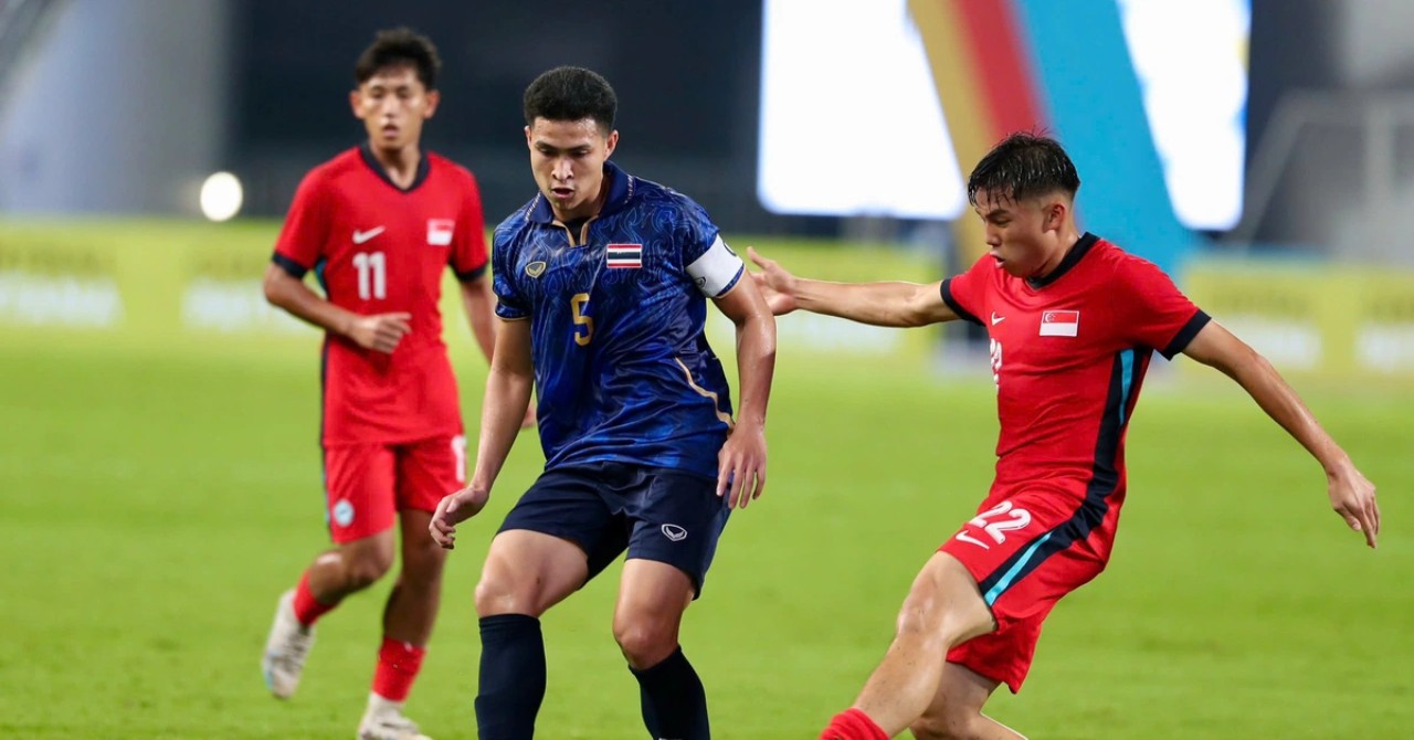 Trước giờ bóng lăn