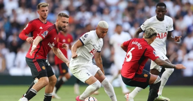 Trước trận đấu Tottenham vs Slavia Praha