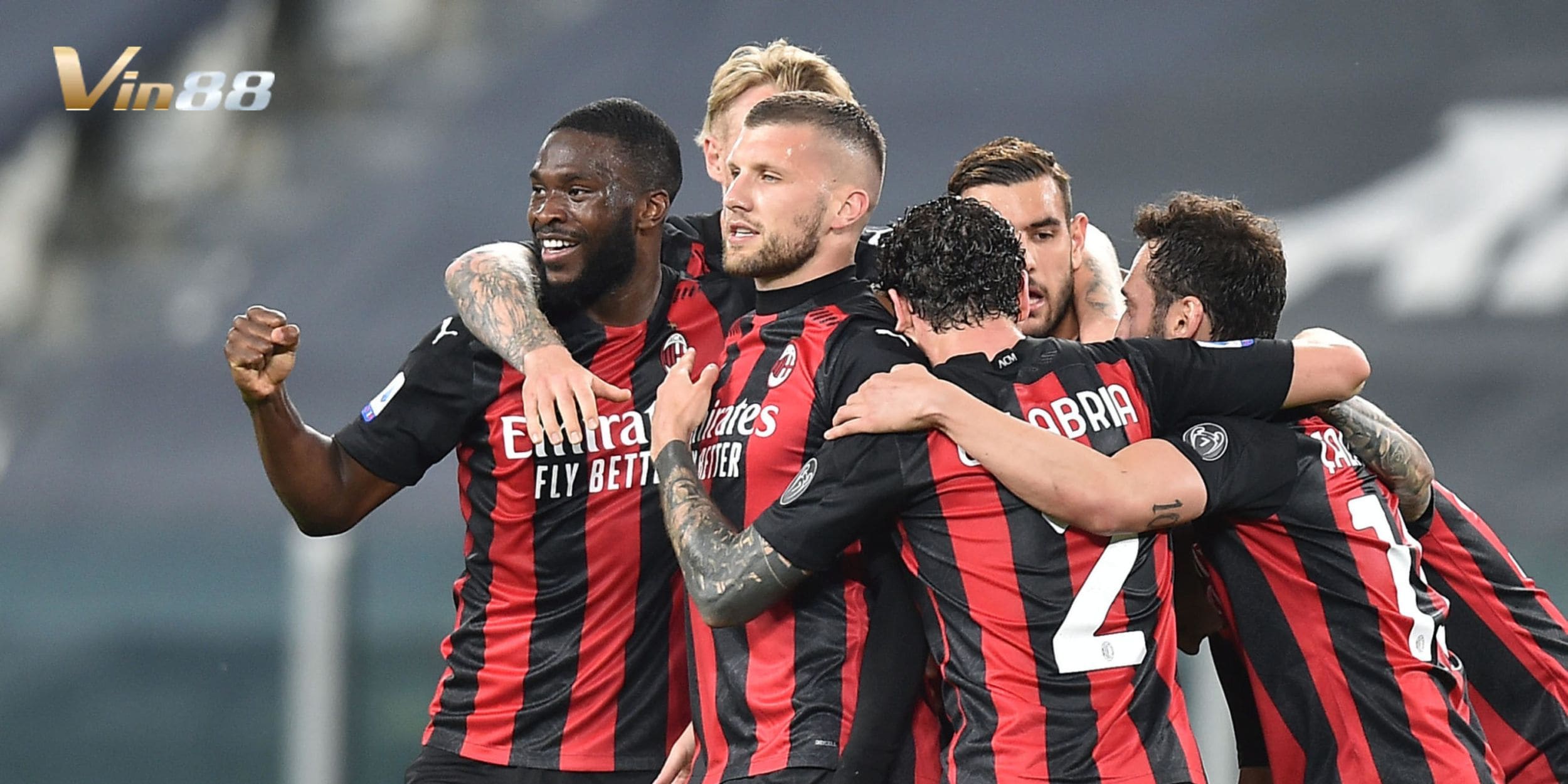 Milan nằm có khả năng kiểm soát trận đấu nhờ tuyến giữa linh hoạt