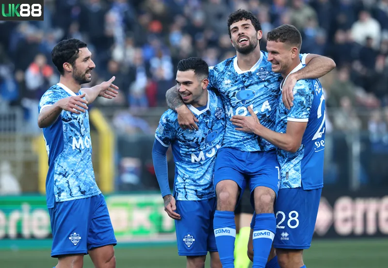 Kèo nhà cái Como vs Bologna uk88