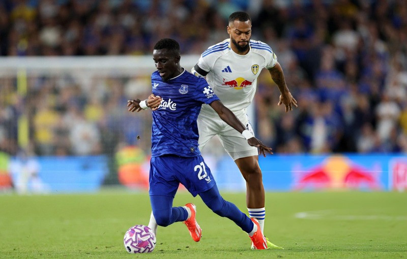 Everton quyết đấu với Leeds United