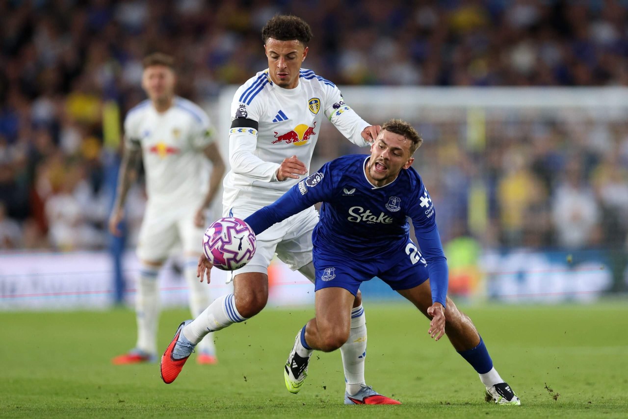 Trước giờ bóng lăn