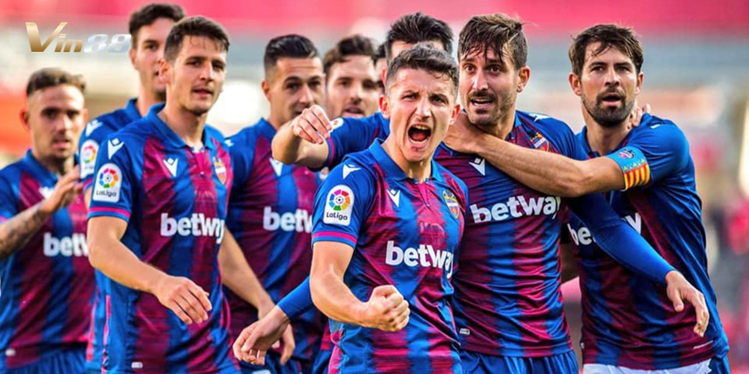 Levante UD gặp nhiều khó khăn khi nằm trong nhóm cuối bảng