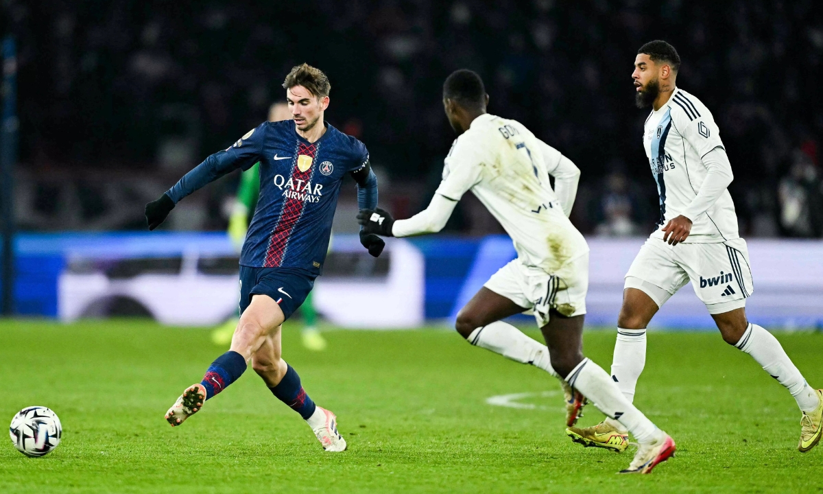 Phân tích phong độ PSG vs Paris FC
