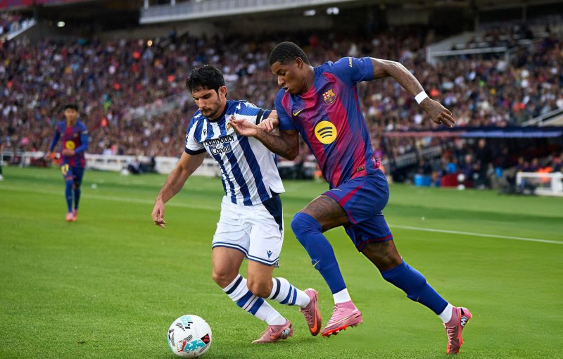 Barcelona sẽ đánh bại Real Sociedad