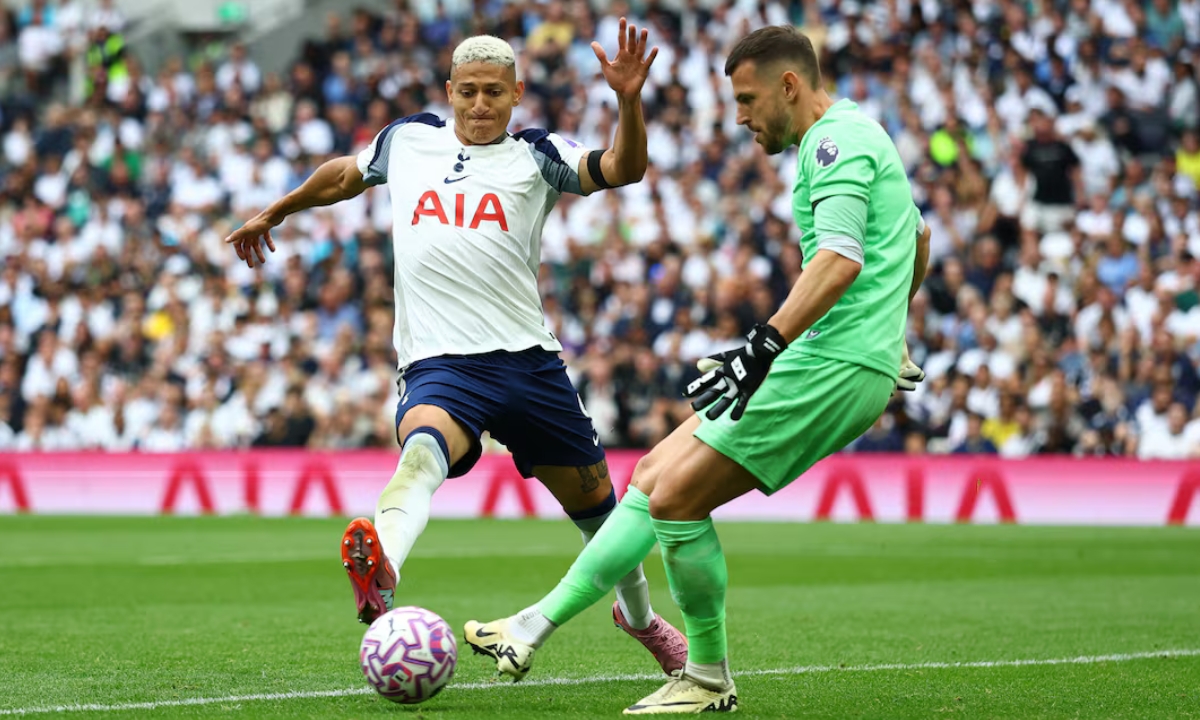 Phân tích phong độ Tottenham vs Sunderland