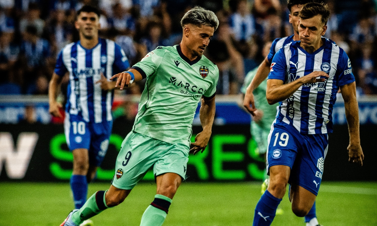 Phân tích phong độ Levante vs Deportivo Alaves