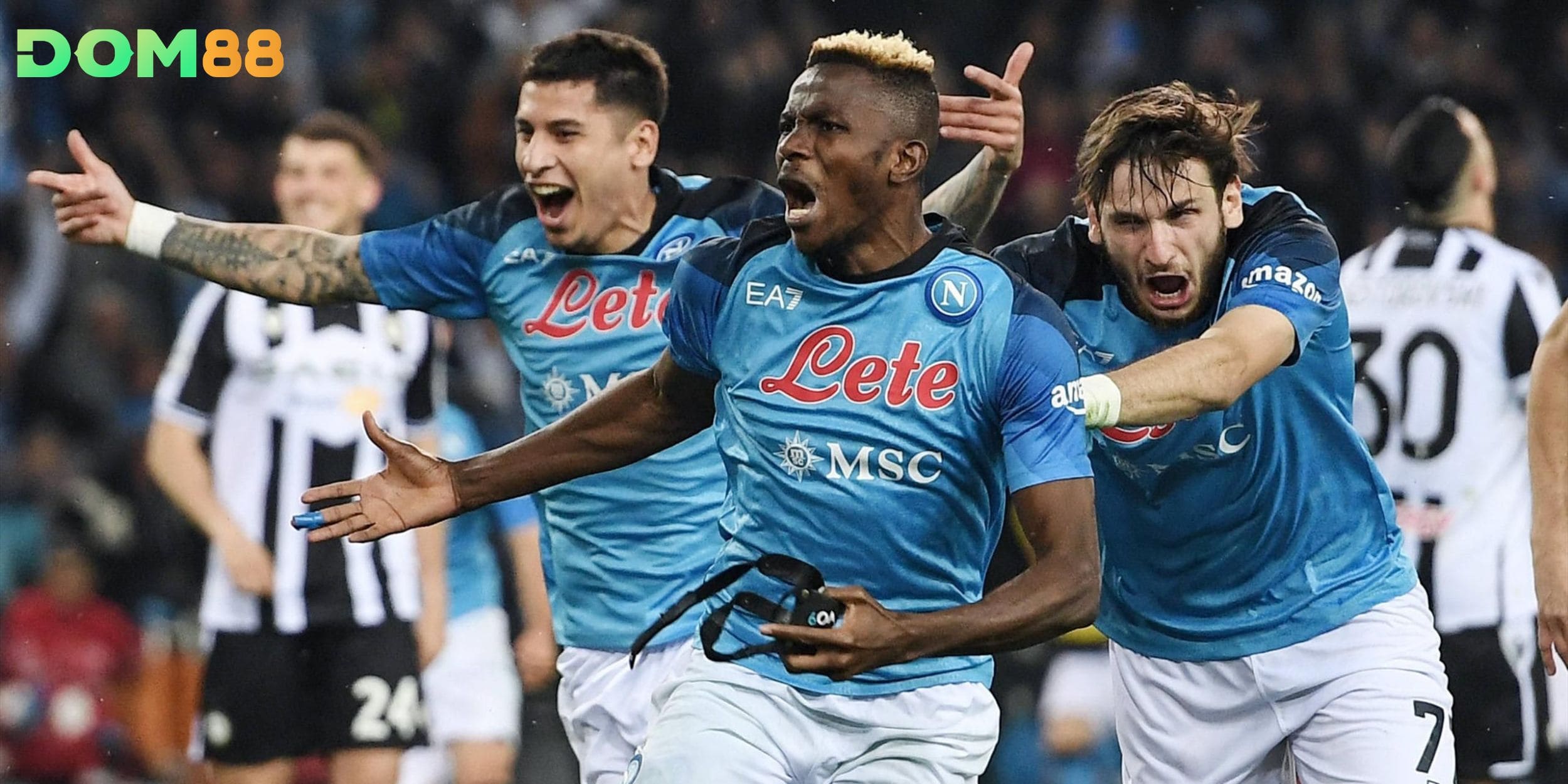 Napoli duy trì phong độ ổn định, vững vàng trong nhóm cạnh tranh top đầu