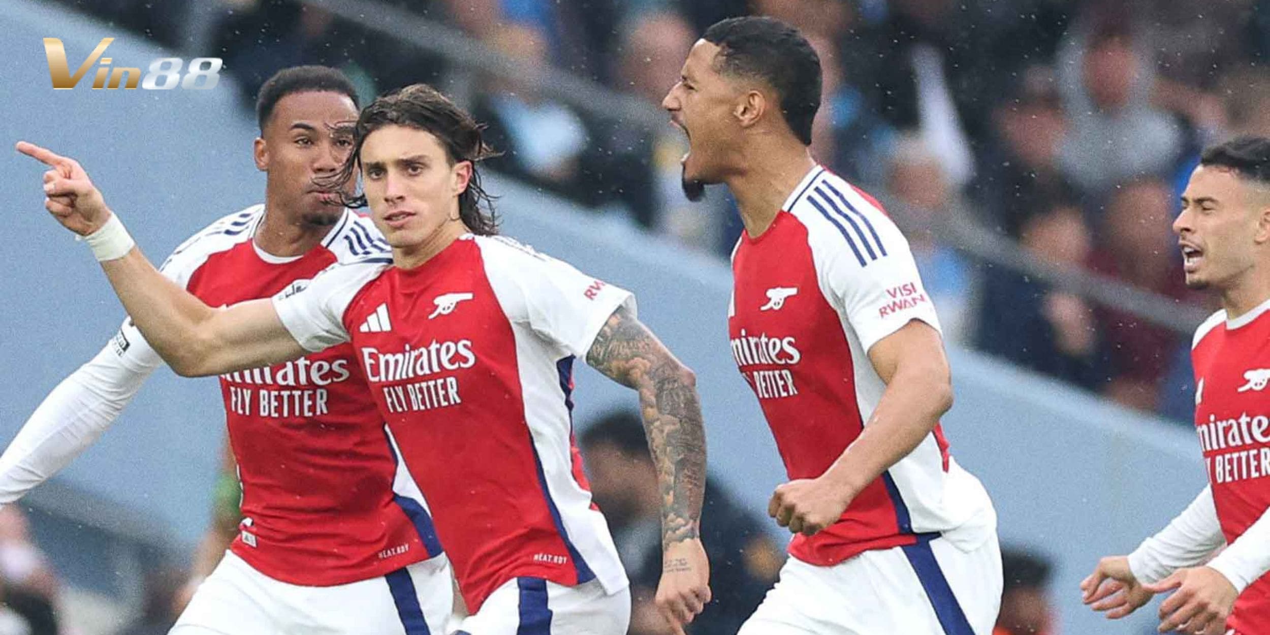 Phong độ ấn tượng giúp Arsenal dẫn đầu bảng xếp hạng Ngoại Hạng Anh