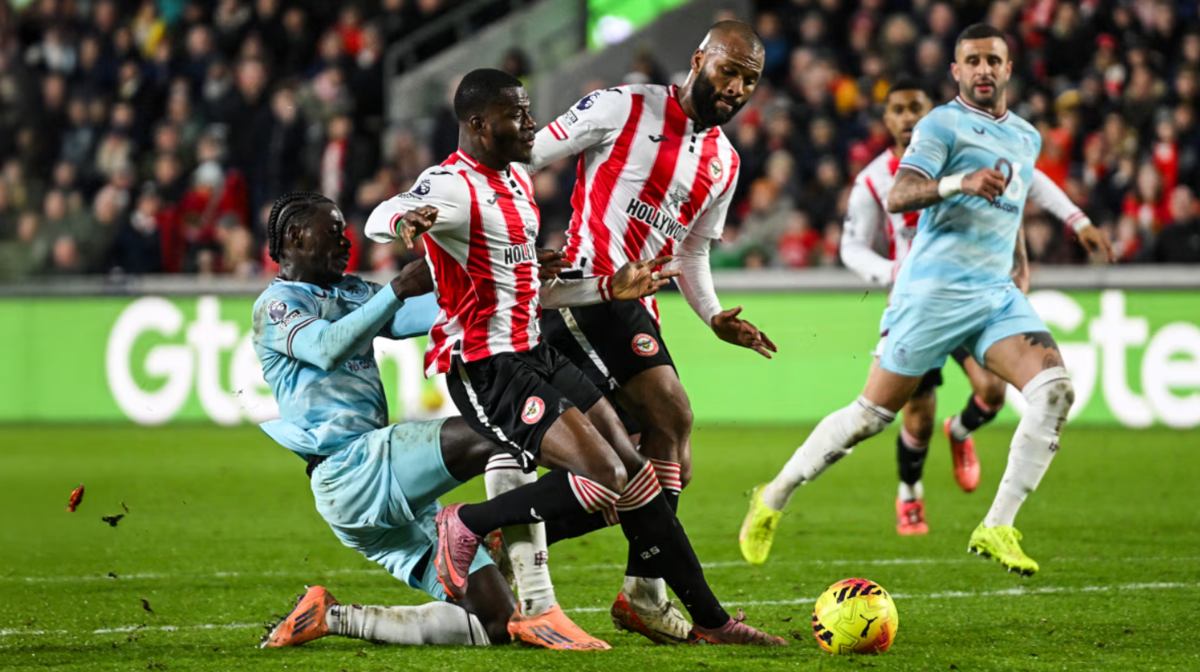 Dự đoán tỷ số Burnley - Brentford: 0-2