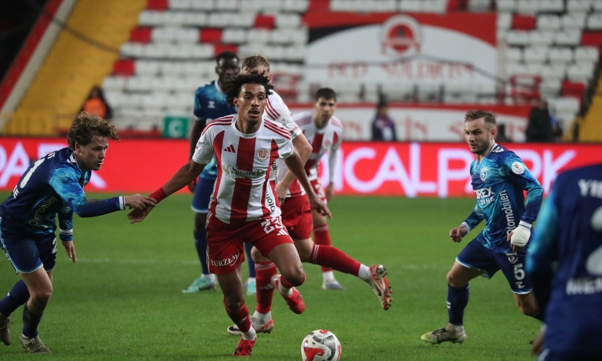Phân tích phong độ Antalyaspor vs Samsunspor